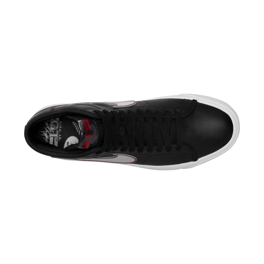 nike SB Blazer Mid Pro GT - Black and White. This classic skate shoe, known for its sleek style and high-performance features, is the perfect choice for skateboarders and streetwear enthusiasts alike.