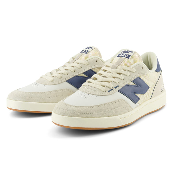 NB NUMERIC men's sneakers in 440 V2 with a combination of WHITE / BLUE color scheme.
