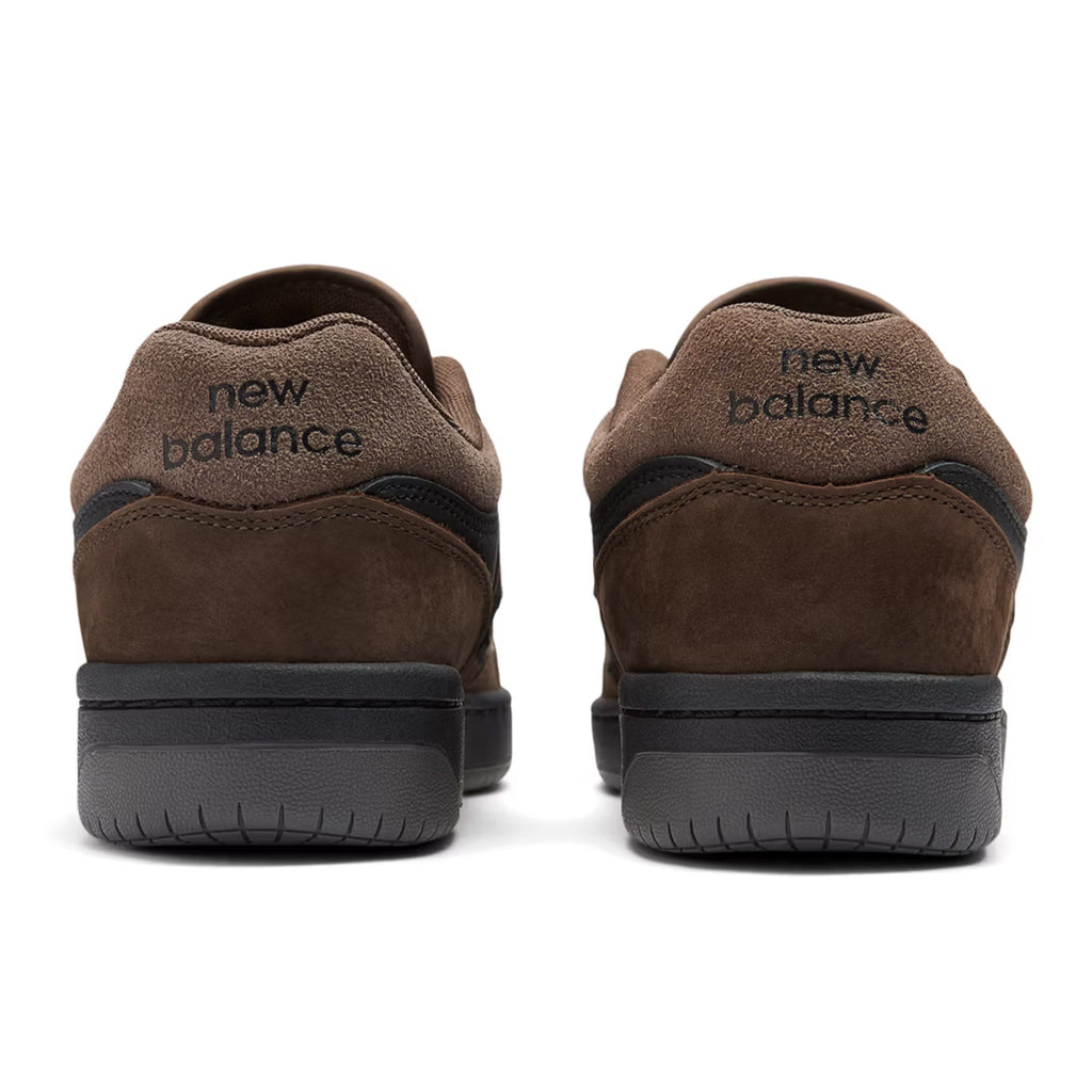 A pair of NB NUMERIC 480 REYNOLDS BROWN / WHITE sneakers in brown and black from the brand NB NUMERIC.