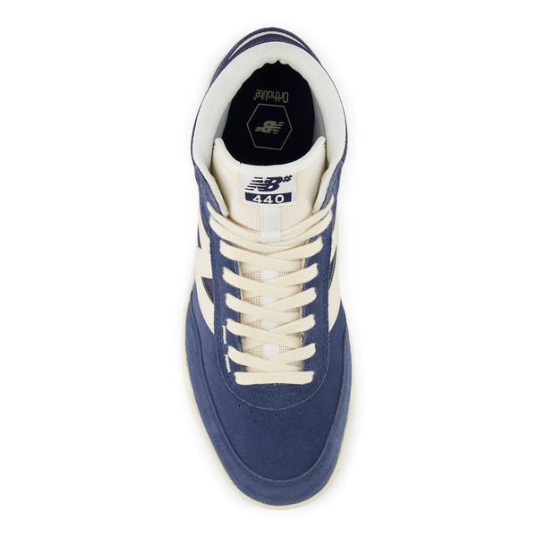 The navy and white NB NUMERIC 440 V2 HIGH BLUE / BEIGE sneaker.