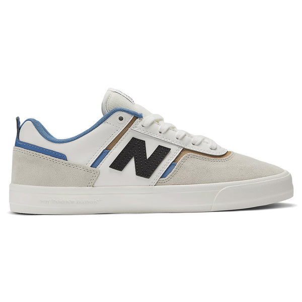 A NB Numeric Foy 306 sneaker, designed as a vulcanized skate shoe by Jamie Foy, with white laces on a white background.
