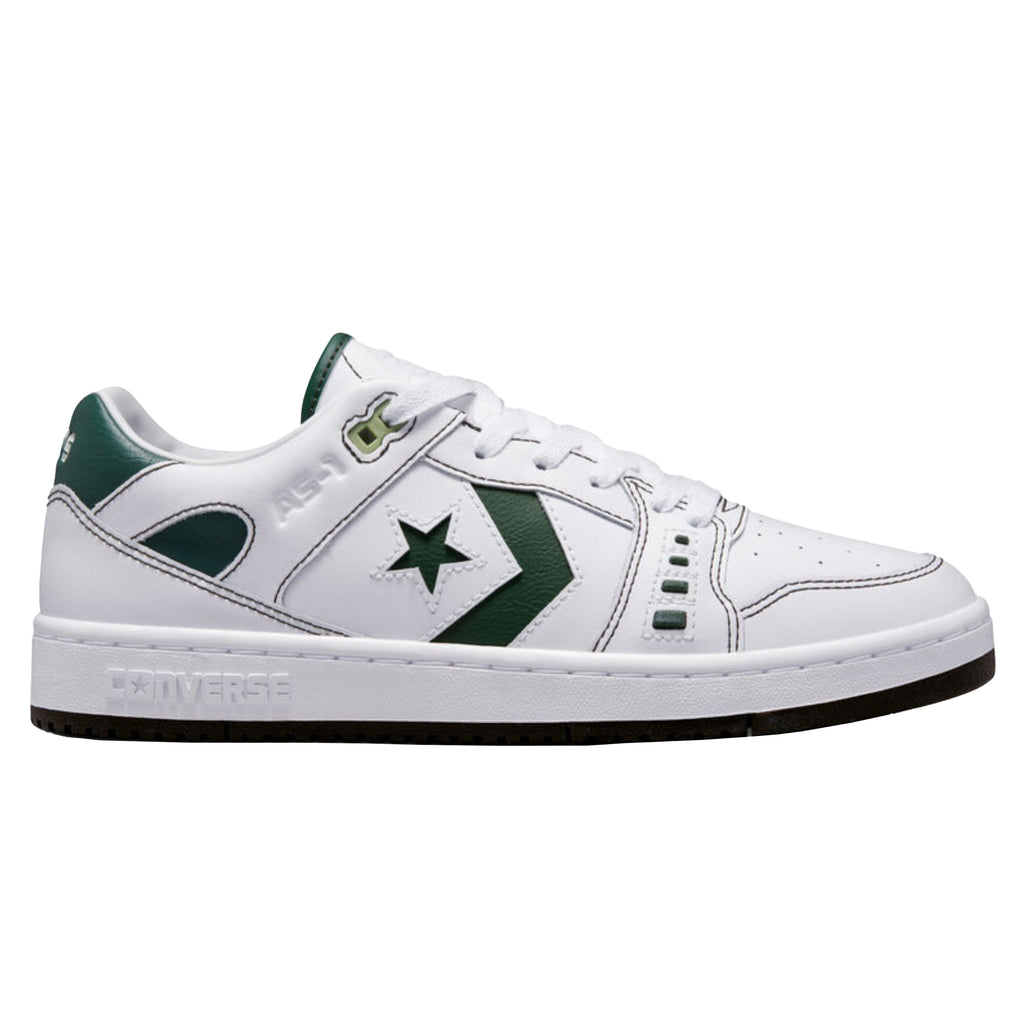 A Converse CONS Alexis AS-1 Pro white/green sneaker with a star on the side.