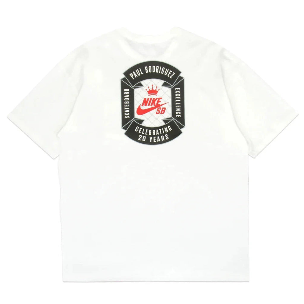 The nike NIKE SB PAUL RODRIGUEZ MAX90 SKATE TEE WHITE is a midweight cotton skate tee with a back graphic featuring the NIKE SB logo, crown, and "Paul Rodriguez Excellence Skateboard Celebrating 20 Years" text.