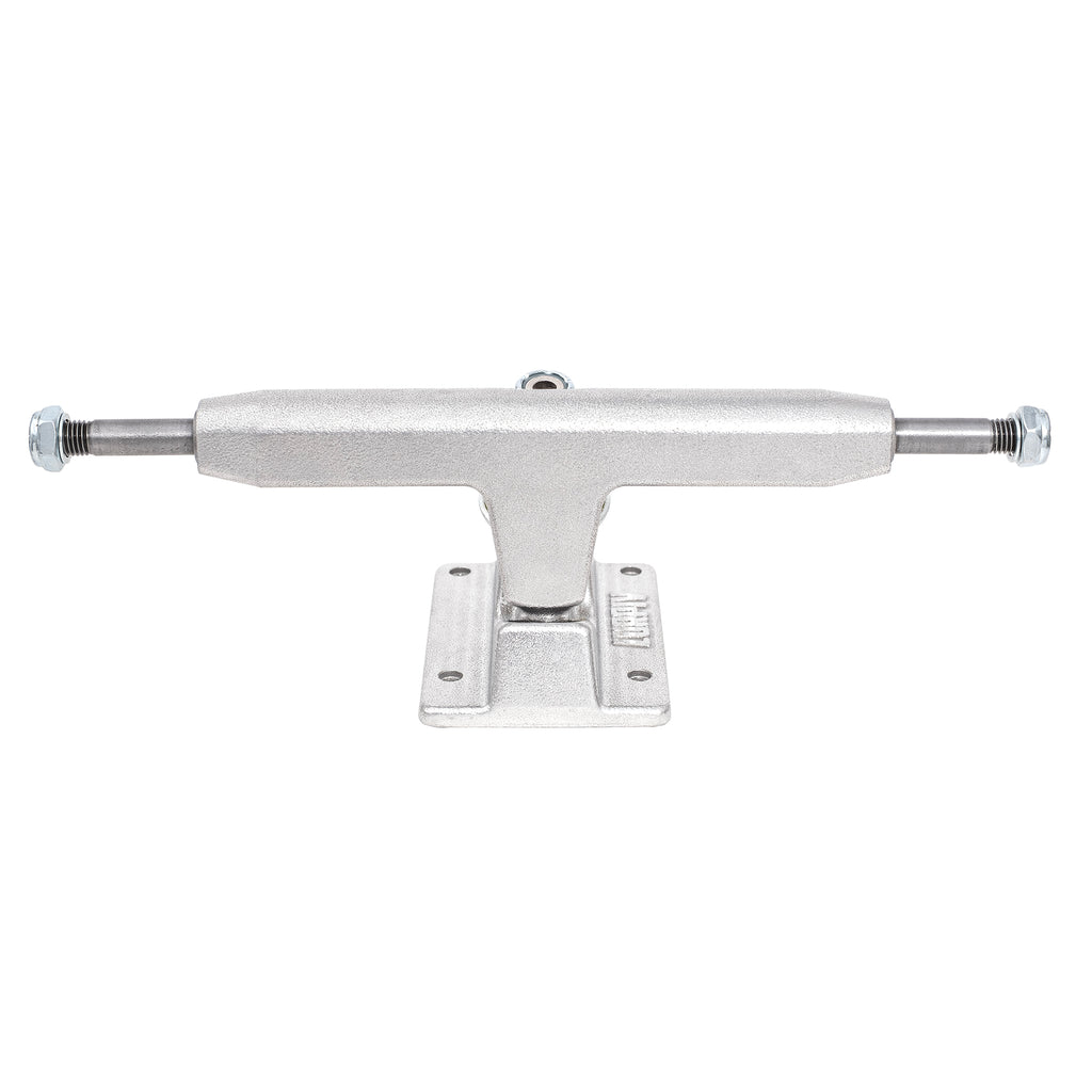 The LURPIV HOLLOW POLISHED 140MM skateboard truck, seen from the front, highlights its robust aluminum alloy build with heat-treated precision and bolts securely fastened at both ends. This set of two comes from the trusted brand LURPIV.