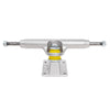 The LURPIV HOLLOW POLISHED 140MM silver skateboard truck, crafted from heat-treated aluminum alloy, features a yellow bushing and showcases the kingpin and mounting baseplate. This set comes as a pair from the brand LURPIV.