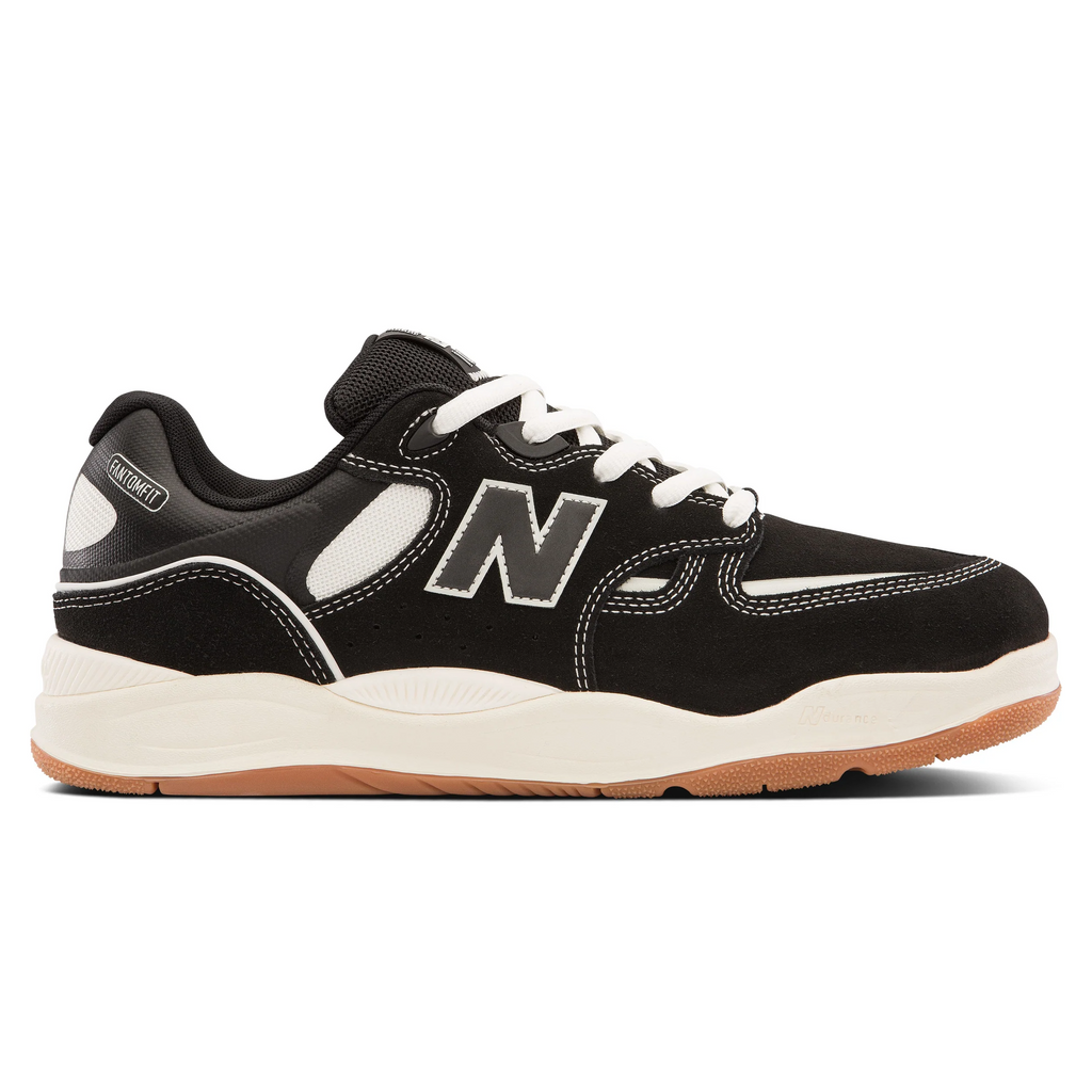 NB NUMERIC 1010 TIAGO sneakers in black and white featuring FuelCell foam.
