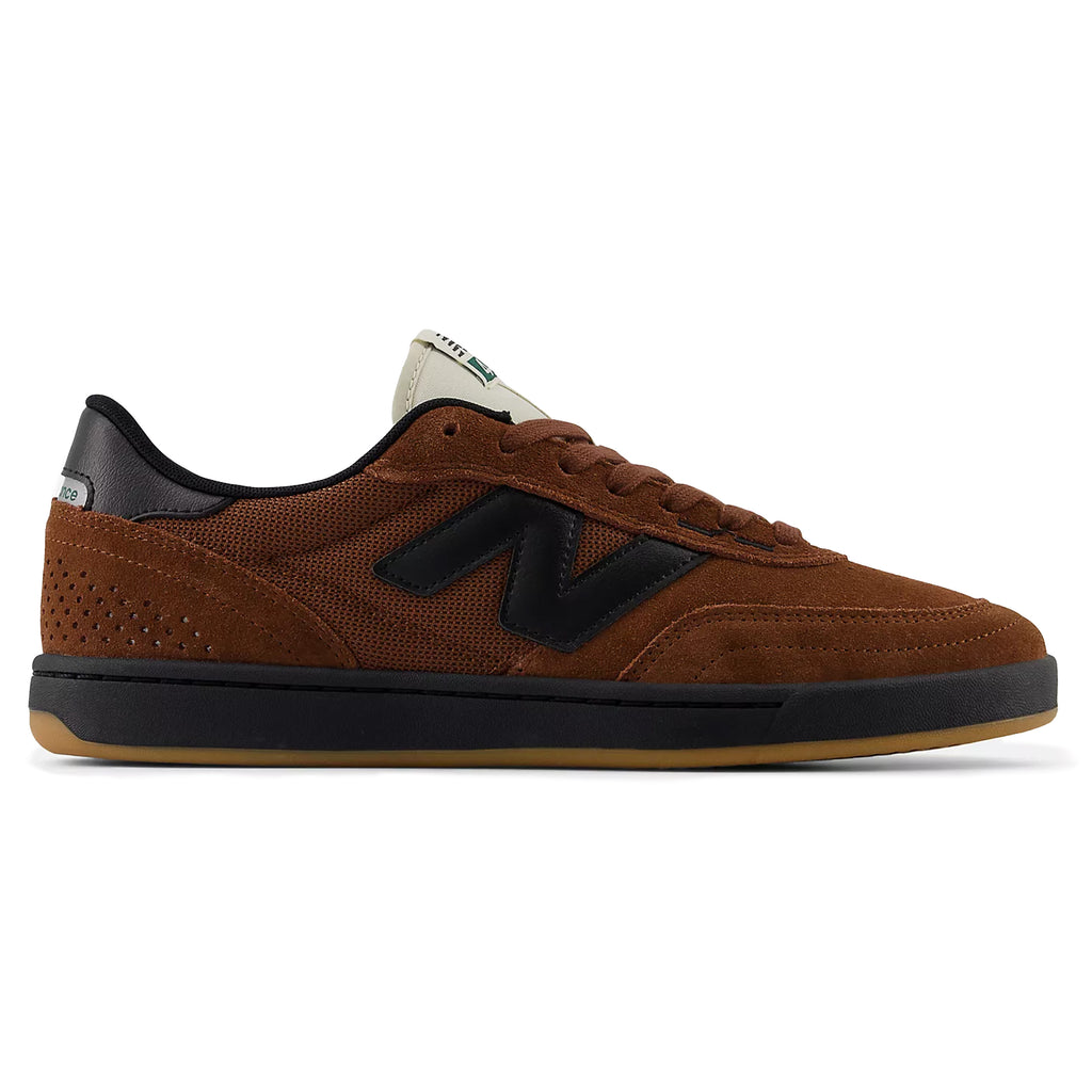 The NB NUMERIC 440 V2 in brown features a perforated suede upper, black sole, and side detailing, making it an ideal choice for everyday skaters or a versatile addition to the NB Numeric skate team's lineup.