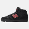 The NB NUMERIC X CHOCOLATE 480 HIGH BLACK / RED captures the essence of 80s and 90s skate shoes with its black high-top design, featuring a red "N" logo on the side. It includes a textured finish, reinforced toe cap, and a durable flat rubber sole for enhanced durability.