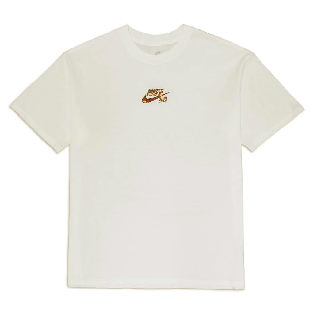 Introducing the NIKE SB Camo Centered Logo Max90 Tee in white, adorned with a subtle brown Nike SB logo and text on the front.