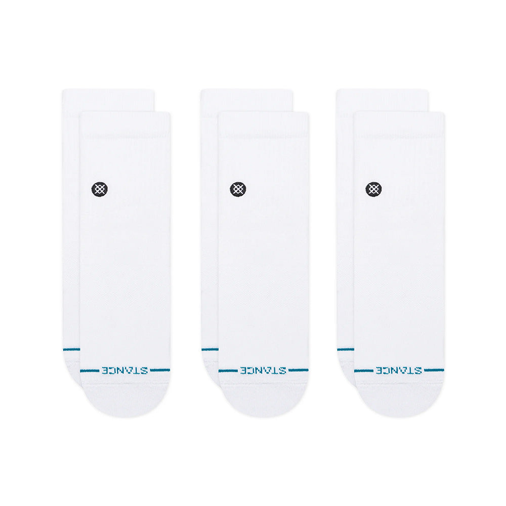The STANCE SOCKS ICON QUARTER 3 PACK WHITE LARGE includes three pairs of white quarter socks featuring a small black circular logo, blue "STANCE" branding near the toes, and arch support for comfort.