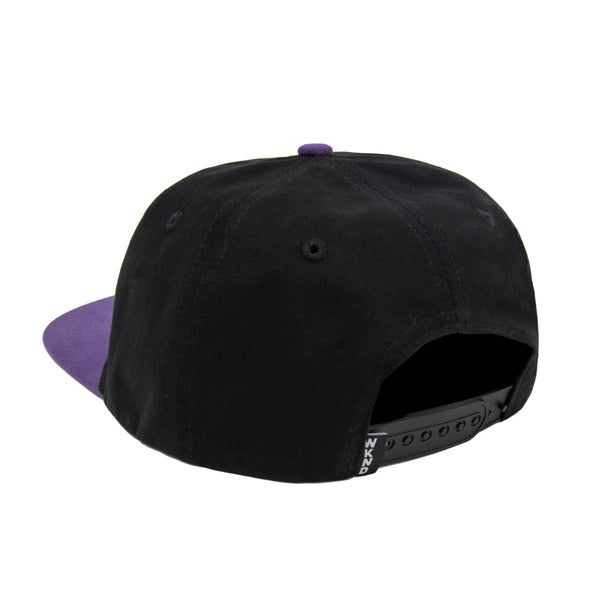 A WKND EVO FISH HAT BLACK / PURPLE adorned with the WKND logo, resting on a white background.