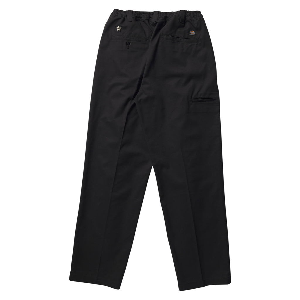 DICKIES' Tom Knox black work pant with side pockets.