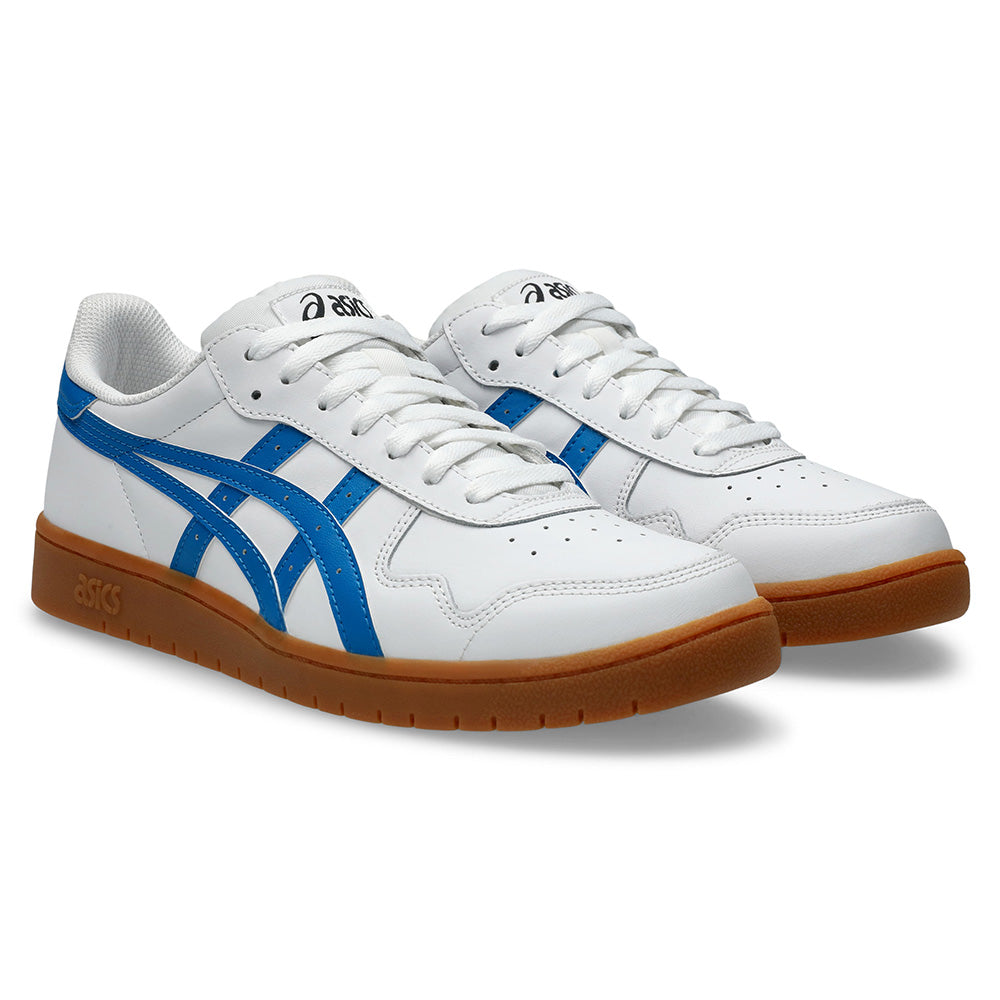 ASICS JAPAN PRO WHITE / DIRECTIORE BLUE sneakers feature blue stripes and brown rubber soles, crafted for durability and perfect for skateboarding—shown on a plain background.