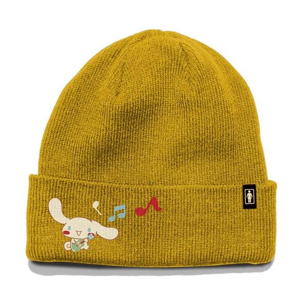 A yellow GIRL CINNAMO beanie with a cartoon dog on it. (Brand: CRAILTAP)