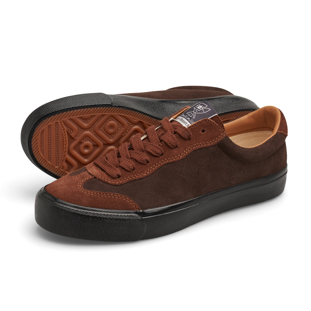 A LAST RESORT AB VM004 MILIC DUO BROWN / BLACK sneaker with black soles, made by Last Resort AB.