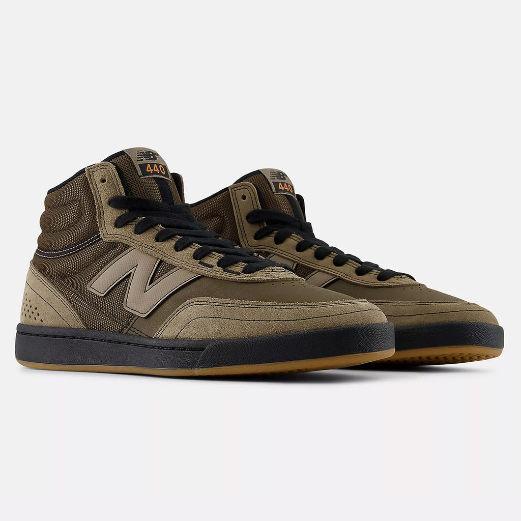 A pair of brown and black NB Numeric 440 High V2 Mushroom / Black sneakers with gum soles and lace-up closures, perfect for the everyday skater.