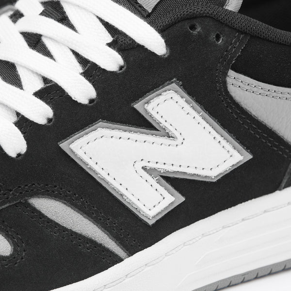 NB NUMERIC 480 black/grey suede sneakers.