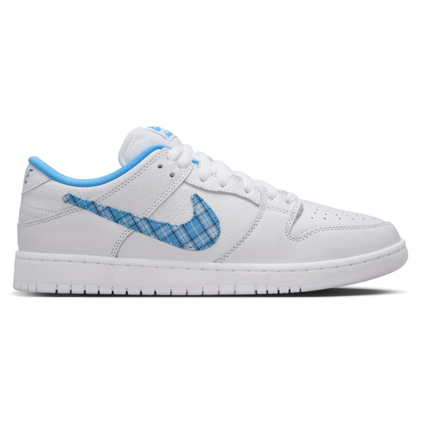 The NIKE SB x Nicole Hause Dunk Low showcases a white low-top silhouette with an eye-catching blue plaid pattern on the swoosh and trim, complemented by Air Zoom cushioning for exceptional comfort.