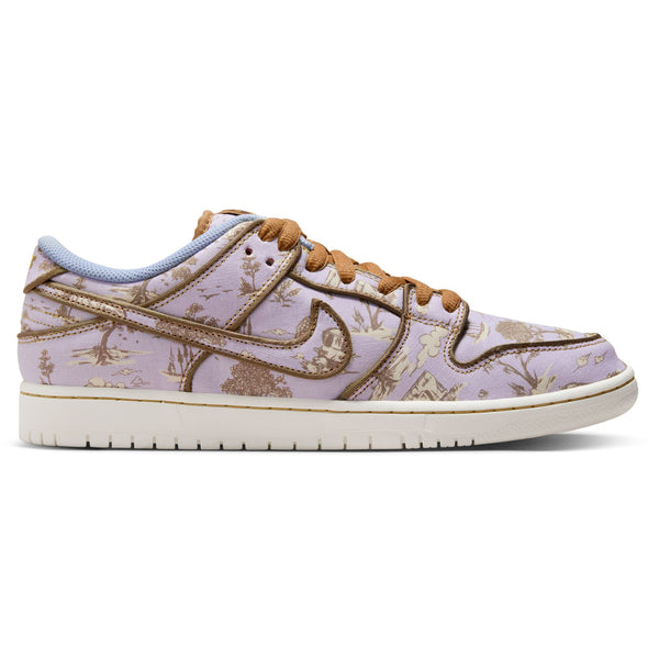 A NIKE SB DUNK LOW "CITY OF STYLE" FOOTBALL GREY / COCONUT MILK from the nike collection, featuring a scenic toile pattern, brown laces, and a white sole.