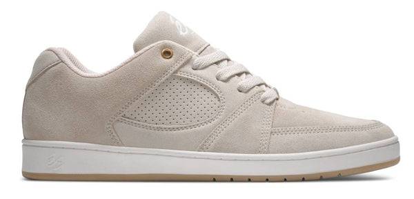 An ES women's beige suede sneaker with a gum sole, the ES ACCEL SLIM TAN / WHITE, perfect for skateboarders.