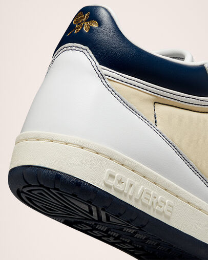A close up of a white and blue CONVERSE CONS FASTBREAK PRO SAGE sneaker.