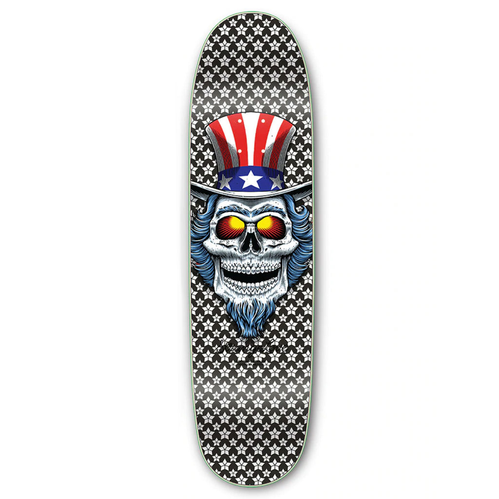 A skateboard deck from STRANGELOVE, named the STRANGE LOVE FIRECRACKER BLACK *SIGNED, features an illustration by Sean Cliver of a skull wearing a hat resembling Uncle Sam's, set against a background of small white stars on a black field. This autographed edition adds an extra layer of exclusivity and allure.