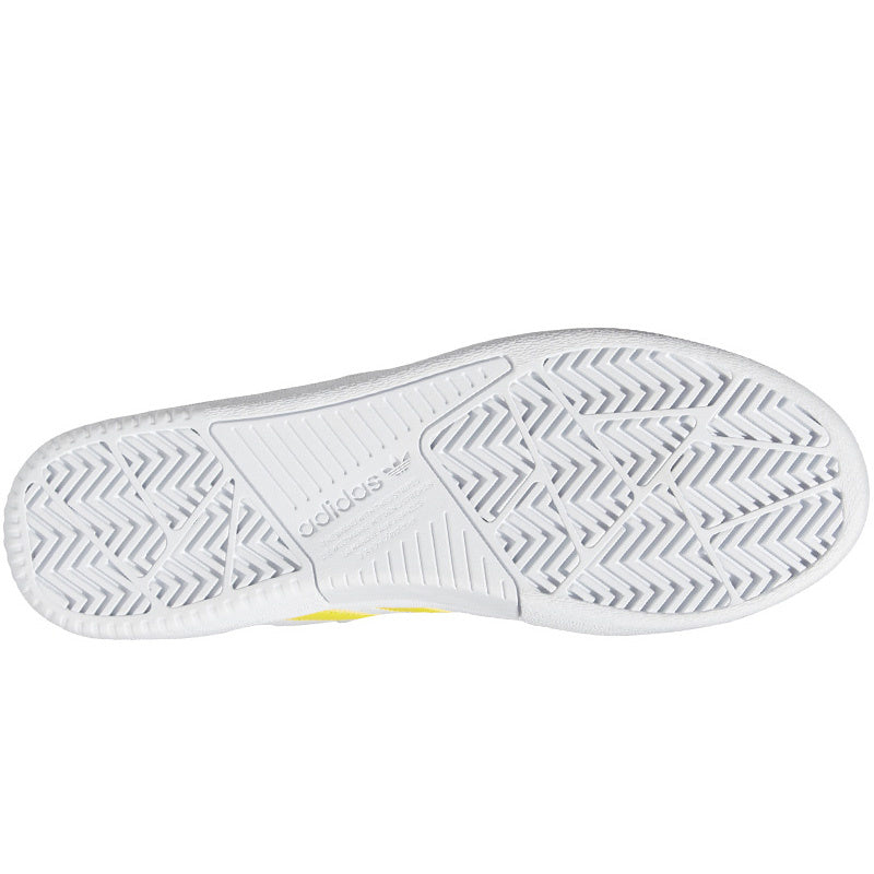 An ADIDAS TYSHAWN FLAT WHITE / YELLOW / GOLD tennis shoe on a white background.