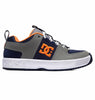 A DC HERITAGE LYNX OG shoe in grey and orange from their heritage line.
