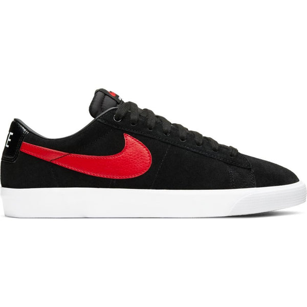 NIKE SB BLAZER LOW GT BLACK / UNIVERSITY RED sneaker with a red swoosh logo and white sole, perfect for Bluetile Skateboards enthusiasts.