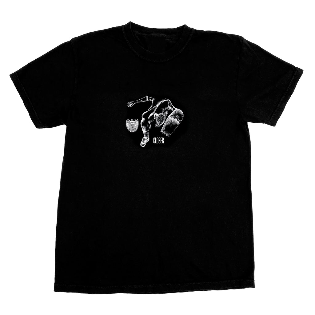 A CLOSER X MIKE GIGLIOTTI FOCUS TEE BLACK with a picture of a person on it.