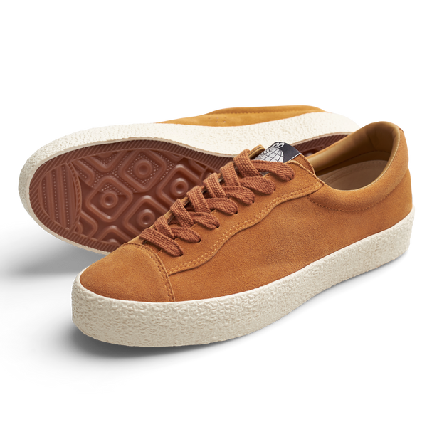 A pair of LAST RESORT AB VM002 SUEDE LO CHEDDAR/WHITE sneakers with white soles.