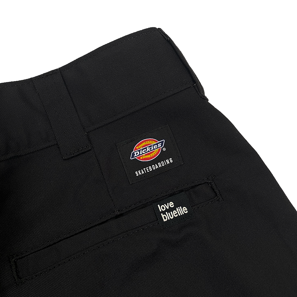 A close up of the back of a DICKIES BLUETILE STRAIGHT LEG WORK PANT in black.