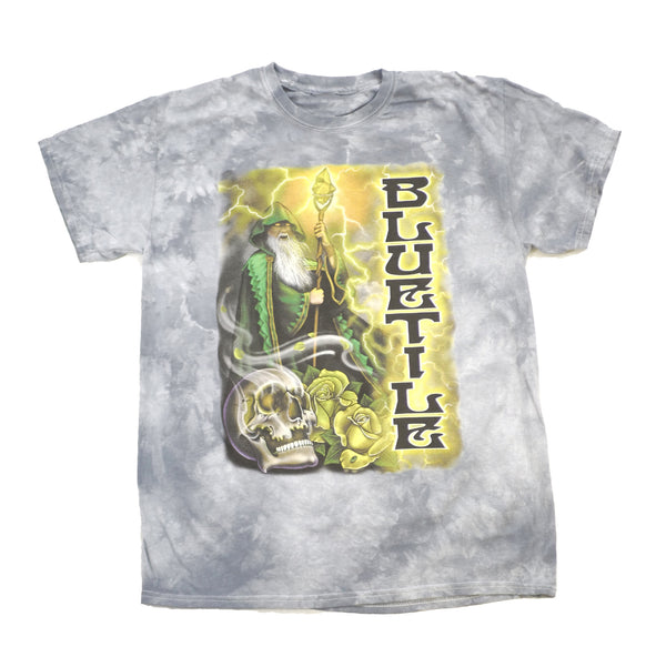 A Bluetile Trippy Wizard T-shirt in smoke grey with an image of a skeleton and a skull.