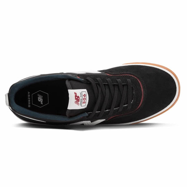 A NB NUMERIC FOY 306 BLACK / RUST skate shoe with gum soles.