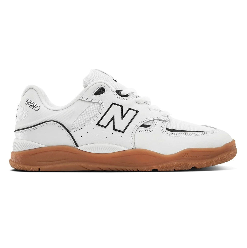 NB Numeric men's shoes in white and gum. NB NUMERIC TIAGO 1010 WHITE/BLACK/GUM.
