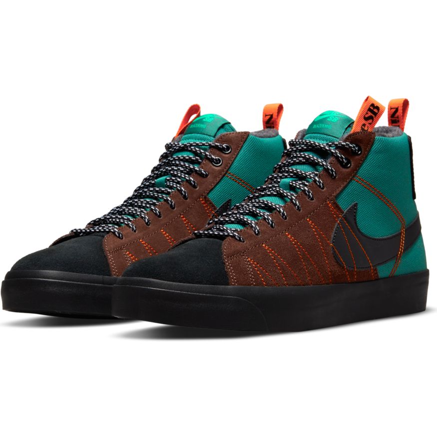 The nike NIKE SB BLAZER MID PREMIUM NOBLE GREEN / BLACK is brown and green.