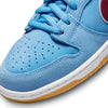 The NIKE SB DUNK LOW PRO "PHILLIES" VALOR BLUE/TEAM MAROON/WHITE is a stylish choice for fans of the MLB Phillies.