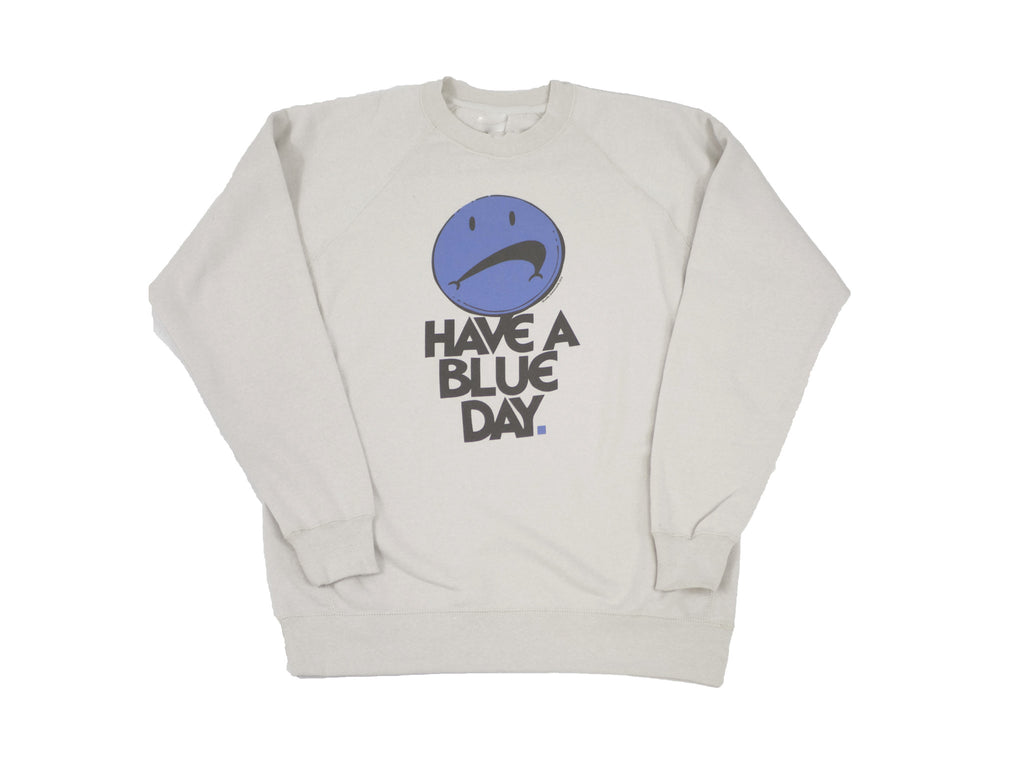 Stay cozy and comfortable in this Bluetile Skateboards BLUETILE HAVE A BLUE DAY CREWNECK STONE HEATHER fleece sweatshirt. Made with a soft cotton/polyester blend, this blue day sweatshirt is perfect for any casual occasion.