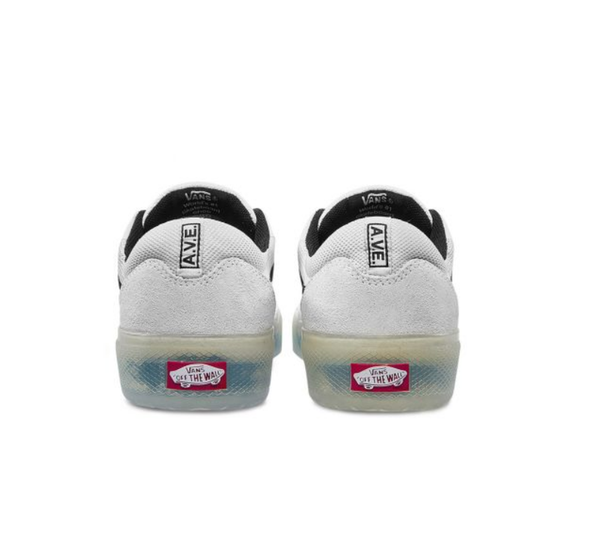 A pair of VANS AVE PRO BLANC DE BLANC / BLACK sneakers with a black sole.