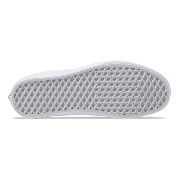 A white slip-on VANS OLD SKOOL TRUE WHITE sneaker with a grey sole.