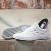 VANS SKATE WAYVEE WHITE/WHITE offers DURABILITY and features WAFFLECUP CONSTRUCTION for a smooth skate experience.