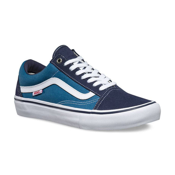 VANS OLD SKOOL PRO NAVY / WHITE shoes in blue and white.