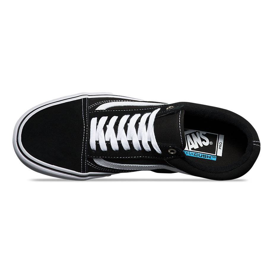 VANS OLD SKOOL PRO BLACK / WHITE shoes in black and white.