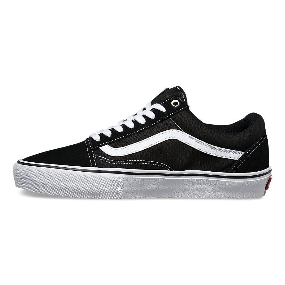VANS Old Skool Pro shoes in black and white.